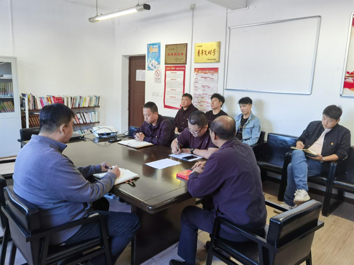 北京BB贝博艾弗森得天力告白传媒有限公司党支部集中进建二十大汇报